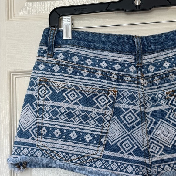 Forever21 Y2K style Denim Blue Geometric Jean Shorts - Picture 4 of 8